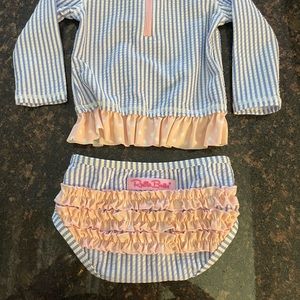 Ruffle Butt 12-18 mo seersucker and ruffles